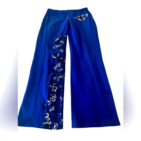 Coogi's Vintage Flared Embroidered Knit Sweat Pants Bright Blue Bling L